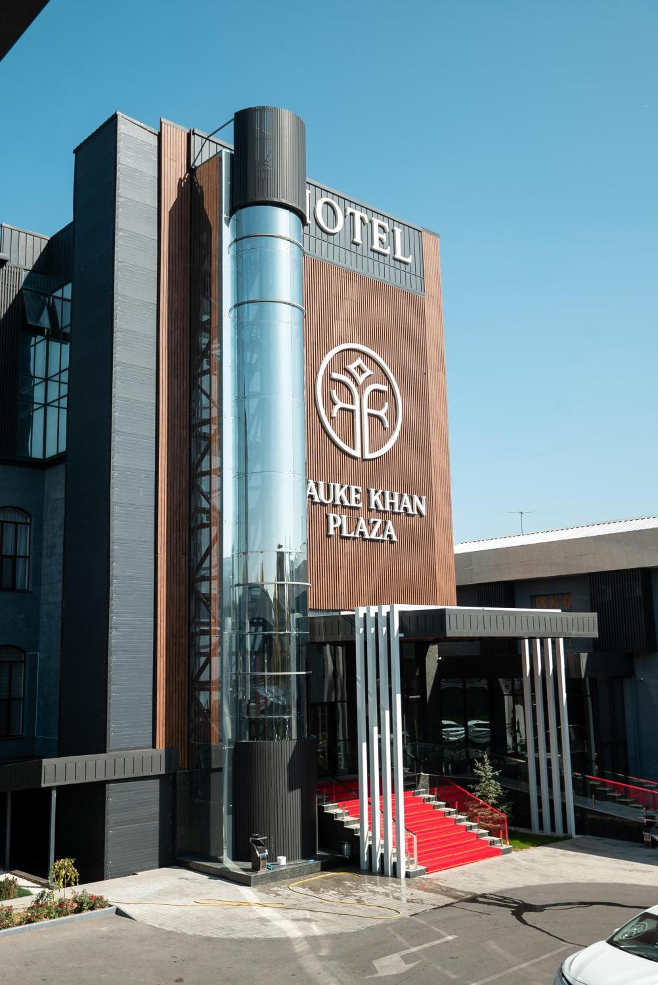 Tauke Khan Plaza Hotell Sjymkent Exteriör bild