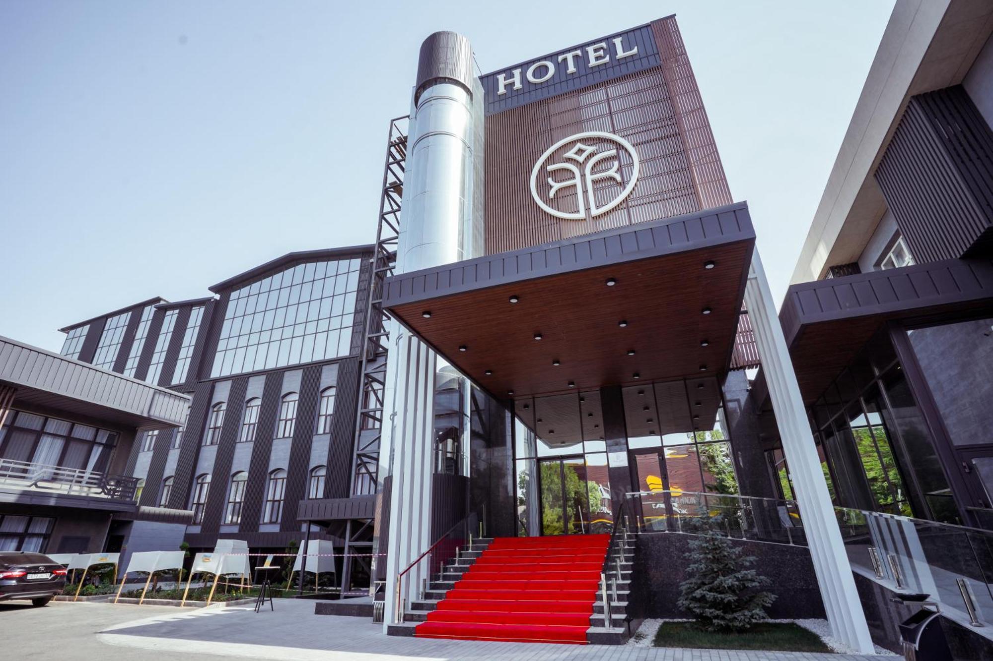 Tauke Khan Plaza Hotell Sjymkent Exteriör bild